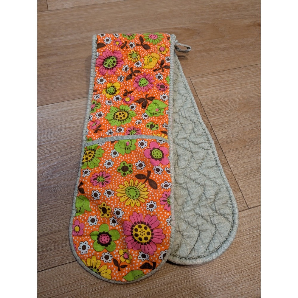 Psychedelic 60s Floral Oven Mitt Retro Mod Flower Power Quilted Handmade VTG